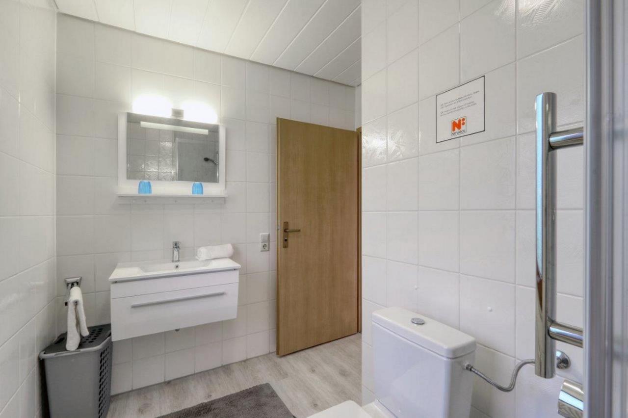 Seepark Kirchheim Ferienhaus Bei Zeta Mit Sauna Exteriör bild