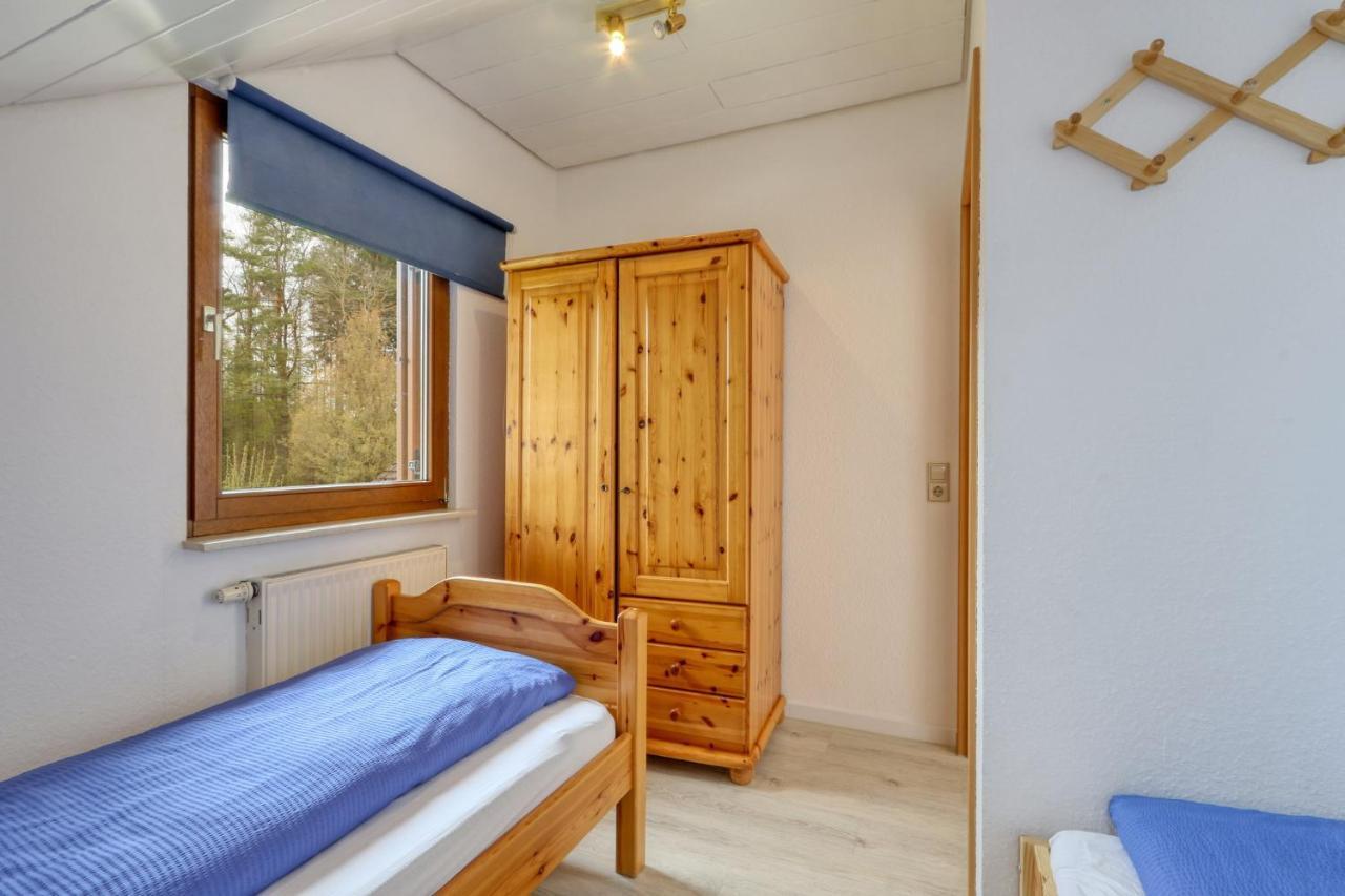 Seepark Kirchheim Ferienhaus Bei Zeta Mit Sauna Exteriör bild