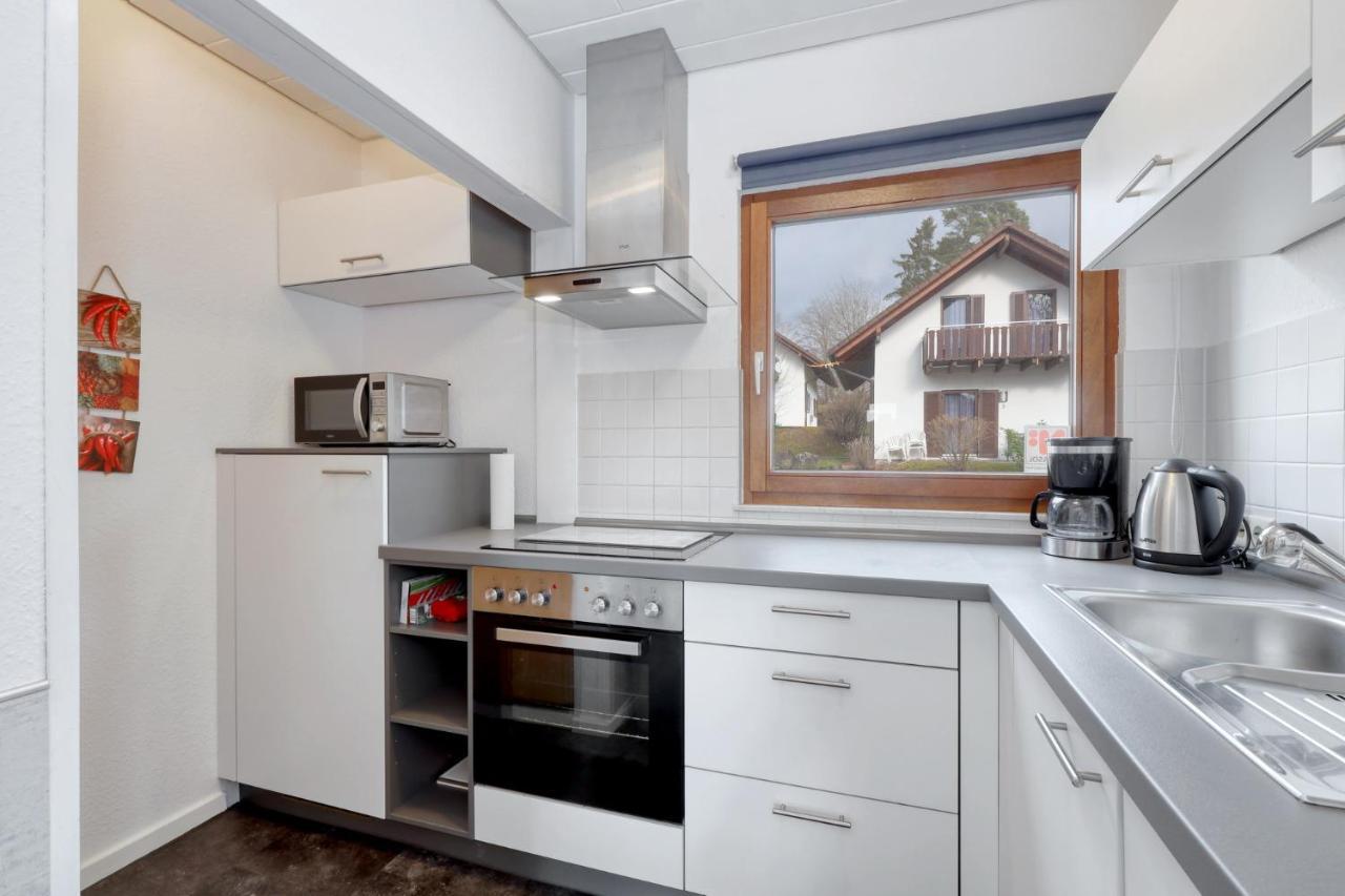 Seepark Kirchheim Ferienhaus Bei Zeta Mit Sauna Exteriör bild